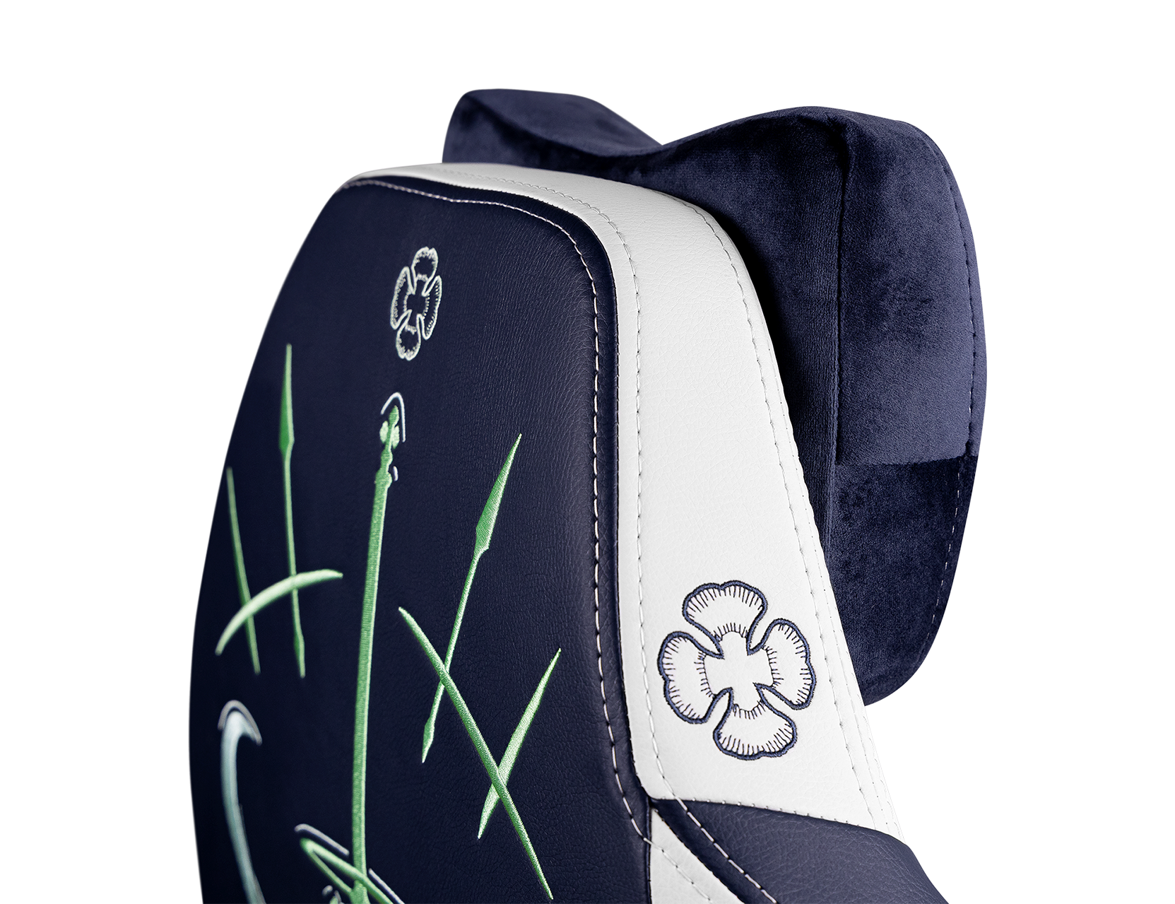 Silla gaming oficial Black Clover Yuno Monarch Edition vista zoom parte superior con cojin y detalles bordados